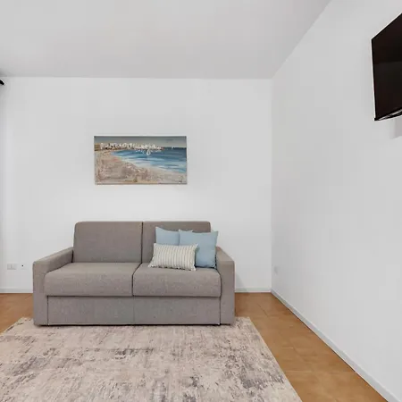 Alessia's Flat - Borgo Palazzo 005 Appartamento *