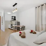 Alessia's Flat - Borgo Palazzo 005 아파트 베르가모