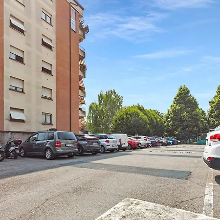 Alessia's Flat - Borgo Palazzo 005 *